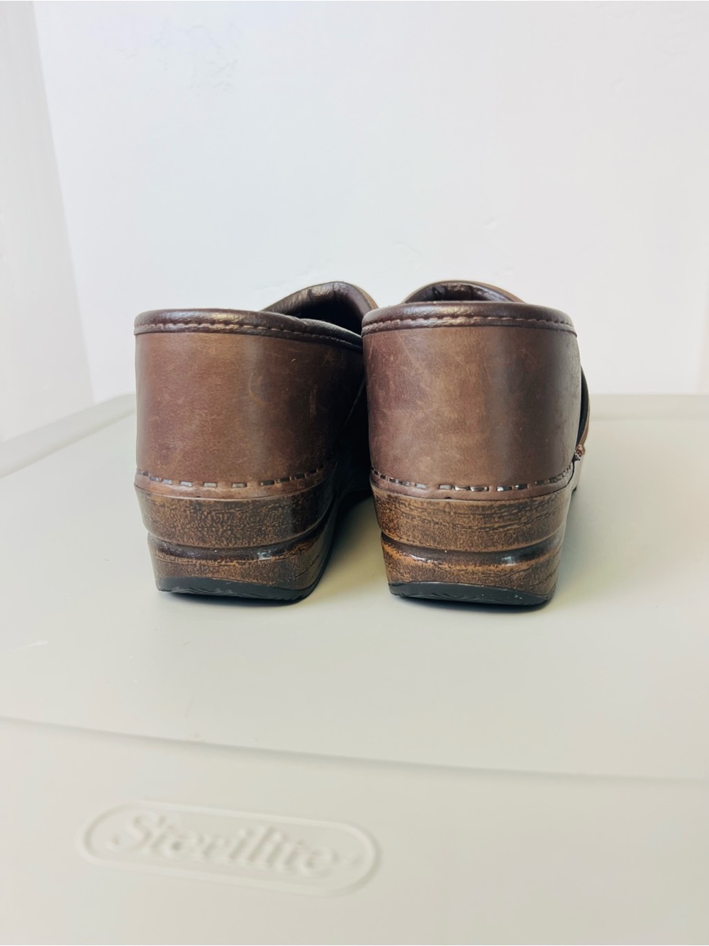 Dansko Brown Leather Patch Clogs EU 38 - Picture 6 of 7